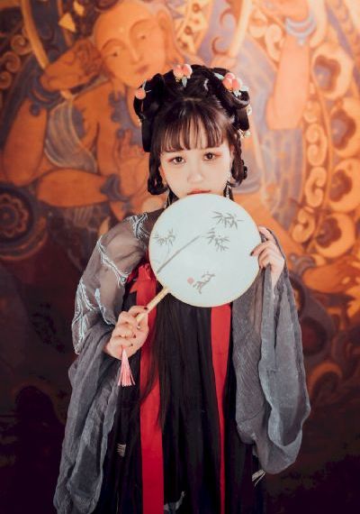 纯白轮舞曲_国产剧最新电影在线观看