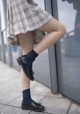 和上司出差被内谢_HD动漫在线观看